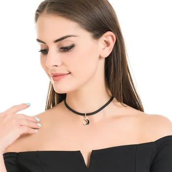 Винтажное crna kožna ogrlica Ogrlica, lanac za ключиц za žene Kratke ogrlice s ovjes u obliku Meseca sa štrasom Nakita Bijoux Femme